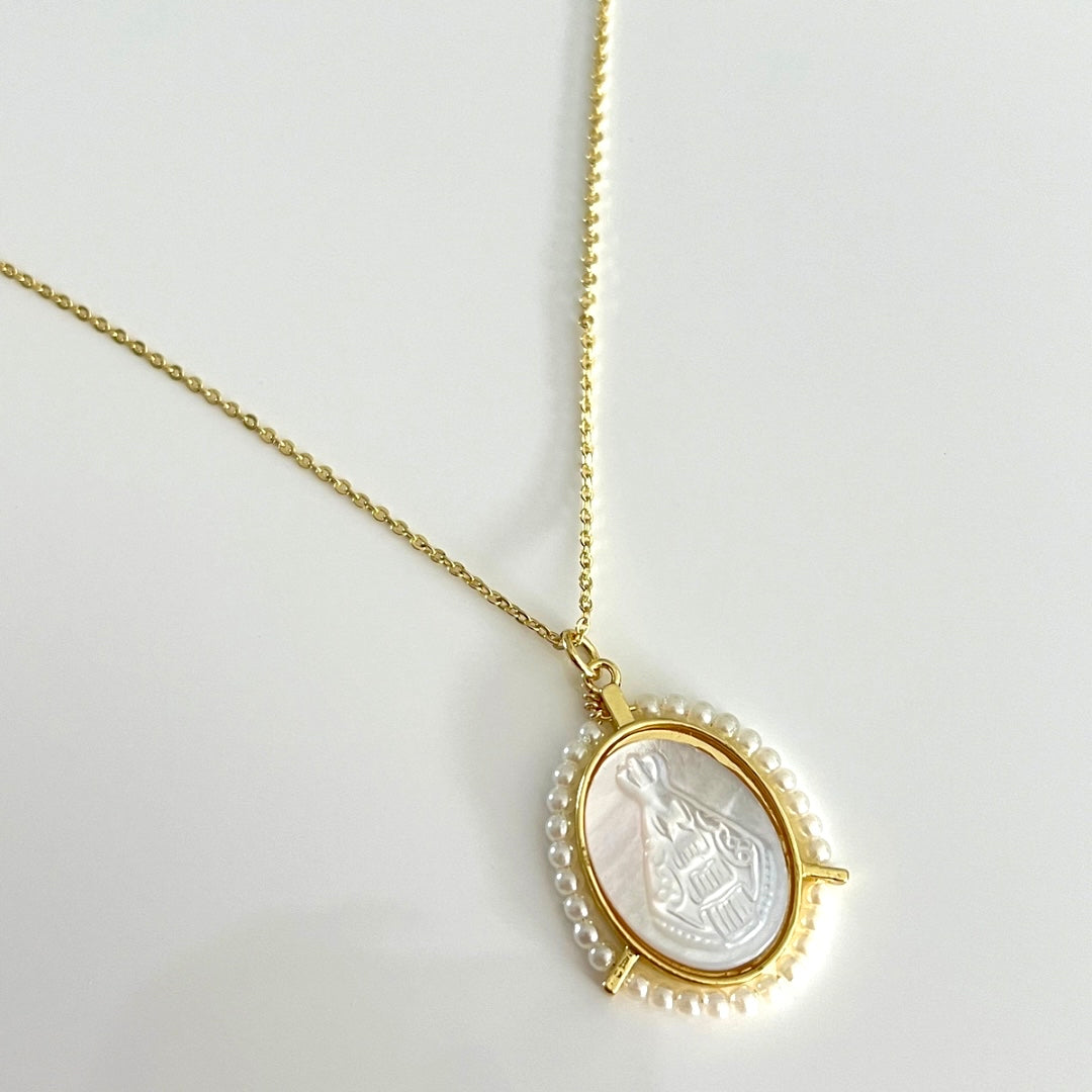 Cadena Pearl Frame Virgen