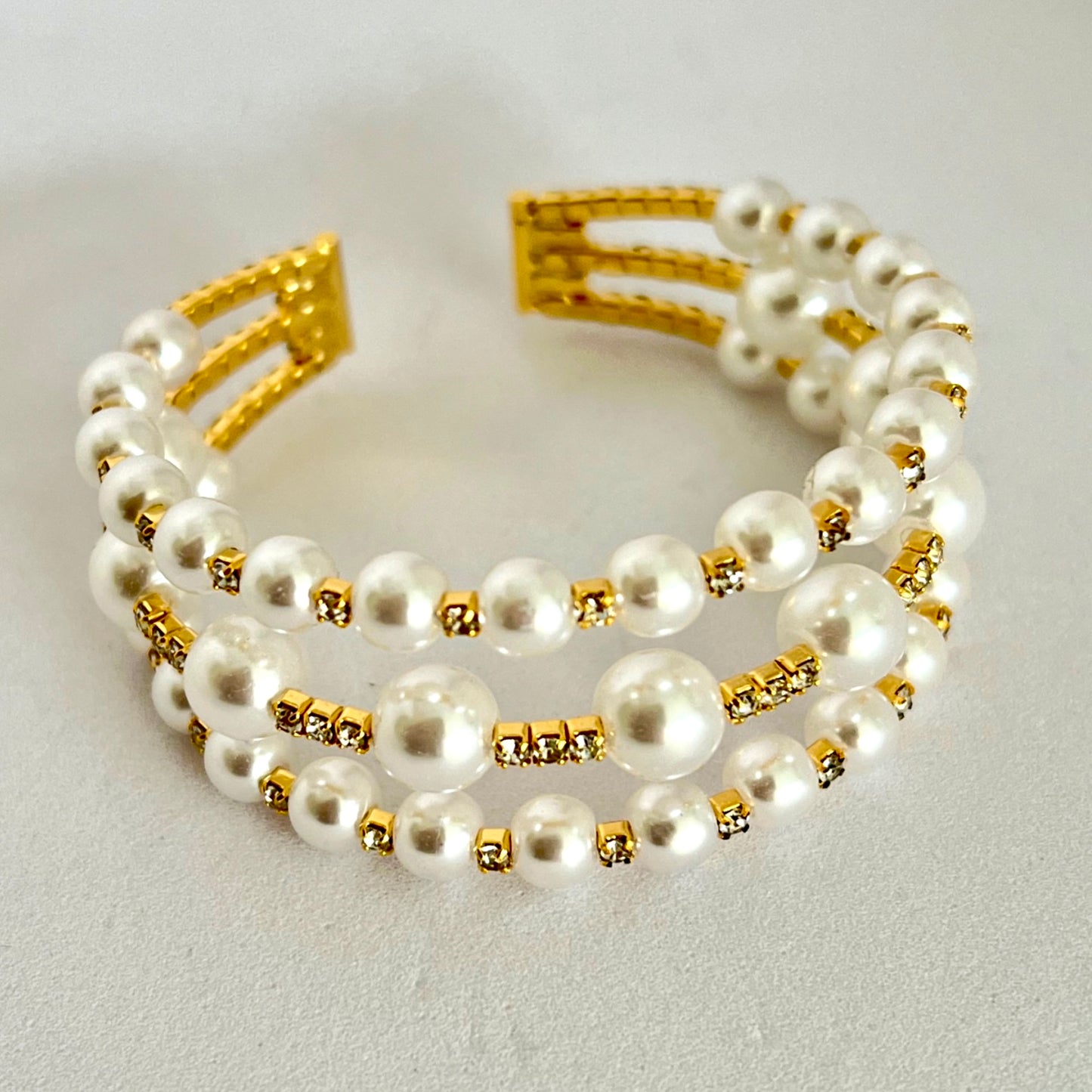 Pulsera Pearls Crystals Cuff