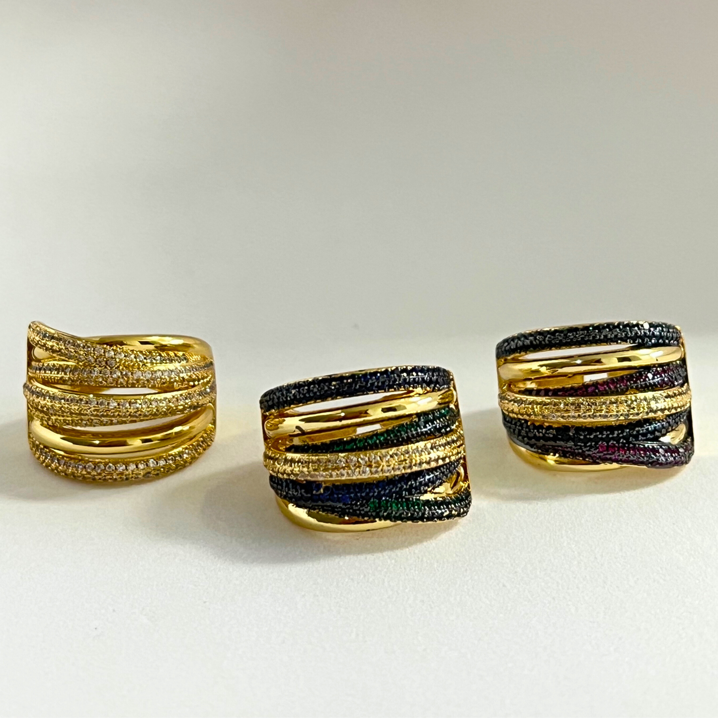 Anillo Interlaced