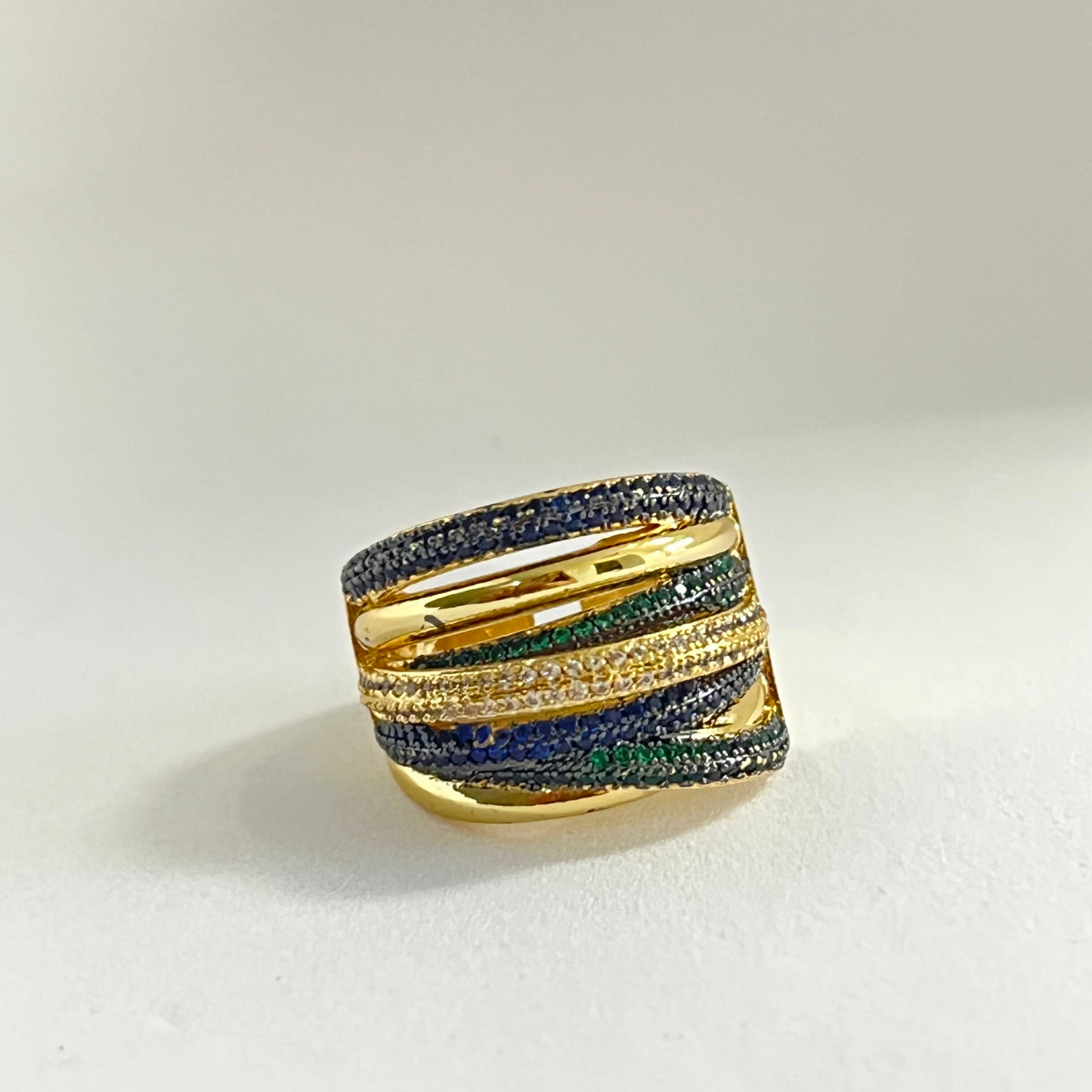 Anillo Interlaced
