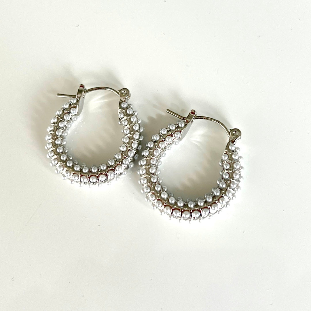 Aretes Pearls Hoops