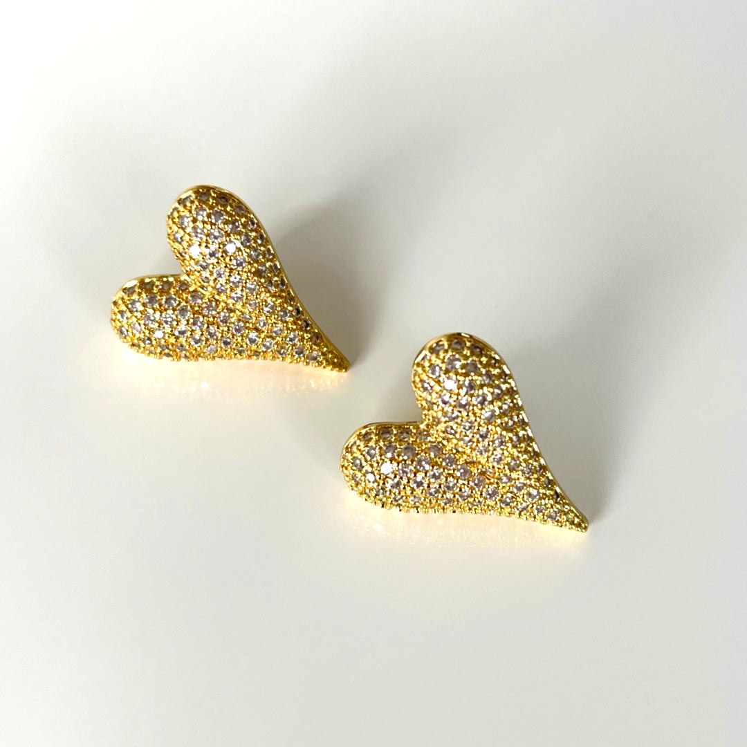 Aretes Heart Full Zirconium