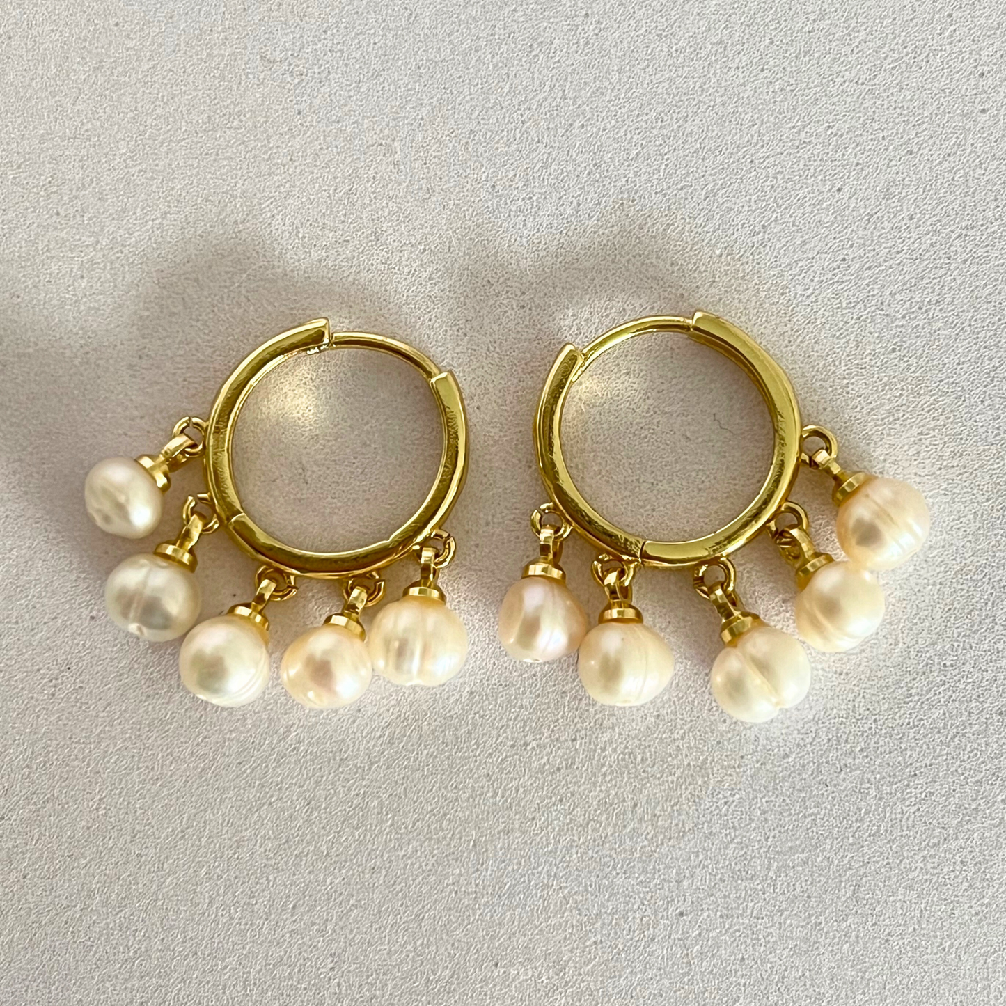 Aretes Pearl Hoops