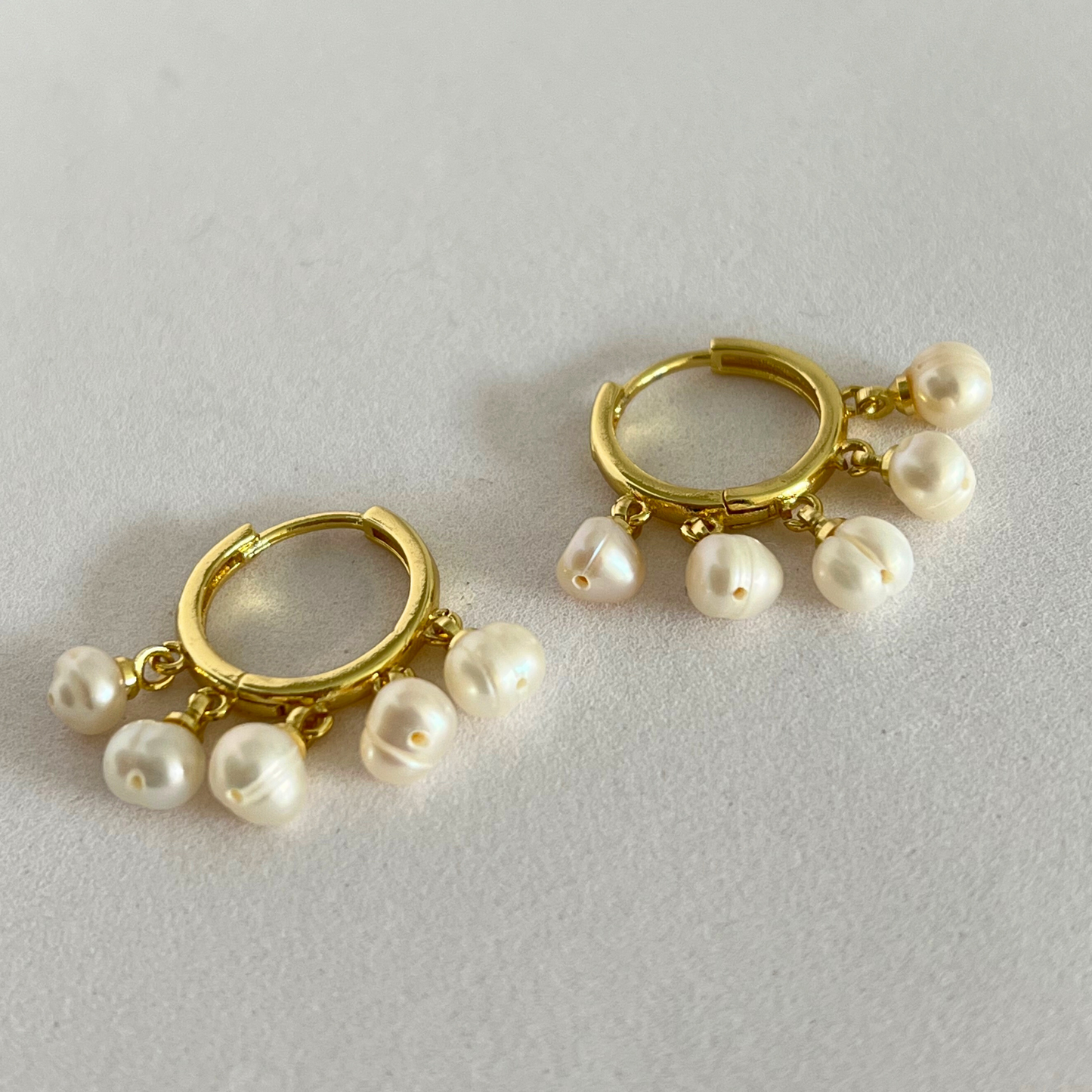 Aretes Pearl Hoops