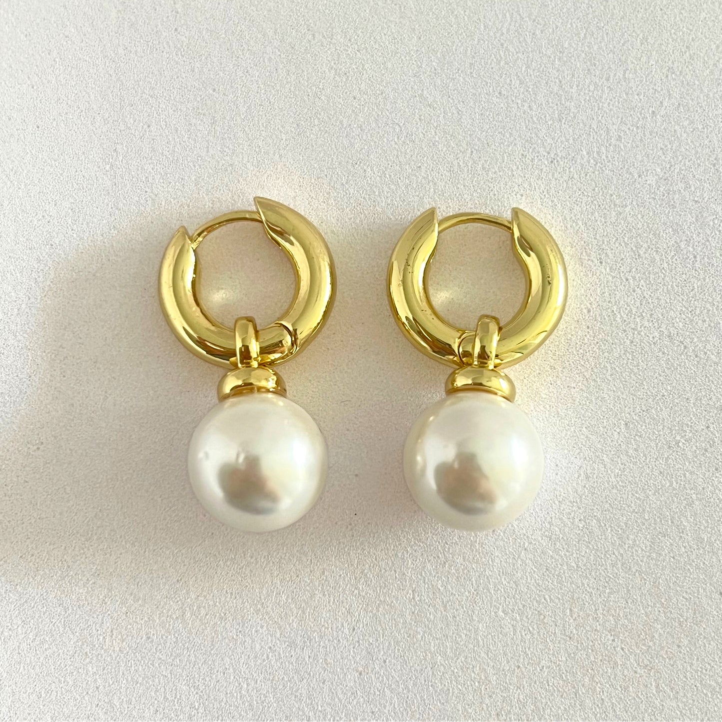 Aretes Pearl hoops