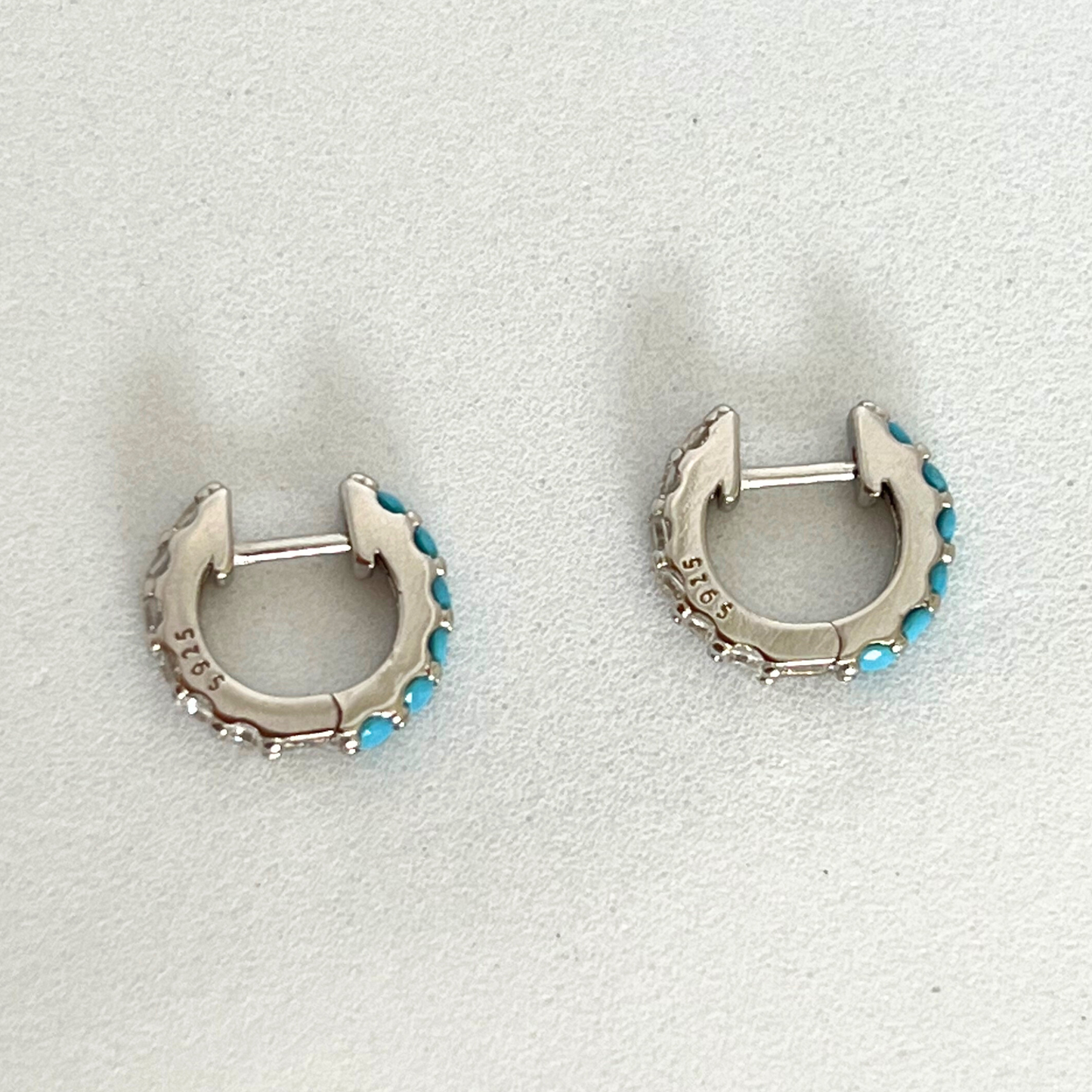 Aretes Double Side Hoop