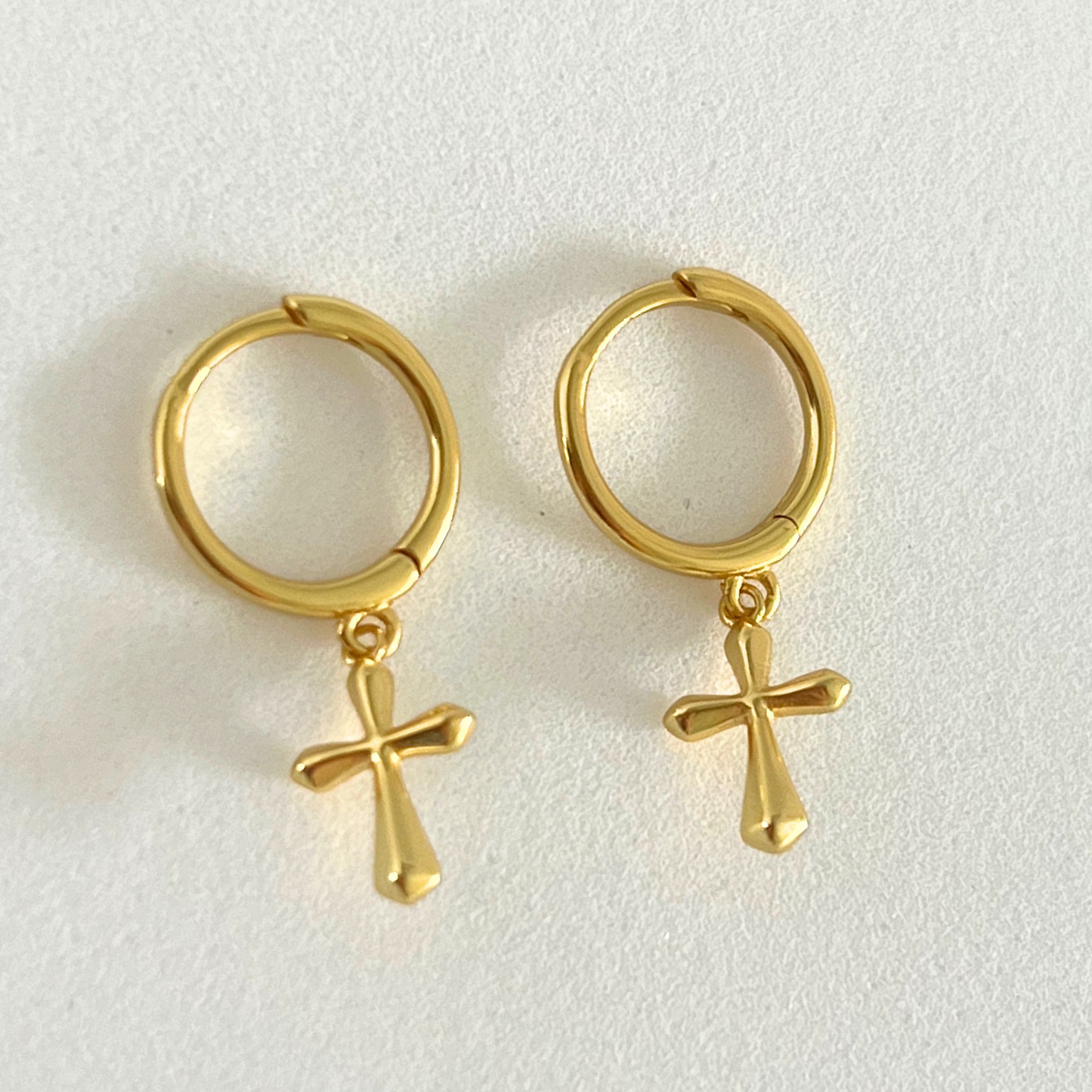 Aretes Mini hoops cross